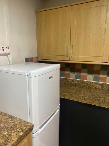 2 Bed Maisonette, Aston House, BS1 - Photo 4