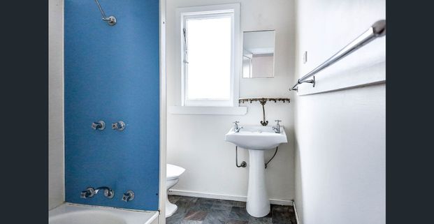 Convenient 2-Bedroom Unit in the Heart of Burnie - Photo 1