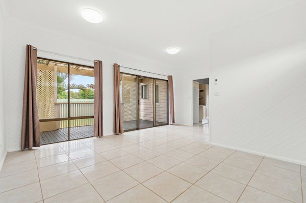 Family friendly Home - Photo 1