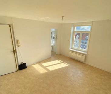 Location Appartement 2 pièces 35m² BOULOGNE SUR MER 62200 - Photo 1