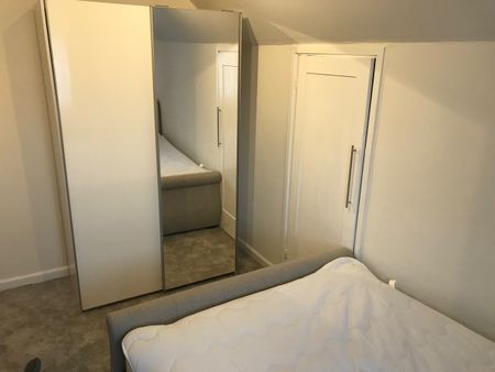 Room in a Shared House, Elsa Cottages, E14 - Photo 4