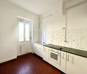 Location Appartement 2 pièces 42m² MARSEILLE 13ème - Photo 2