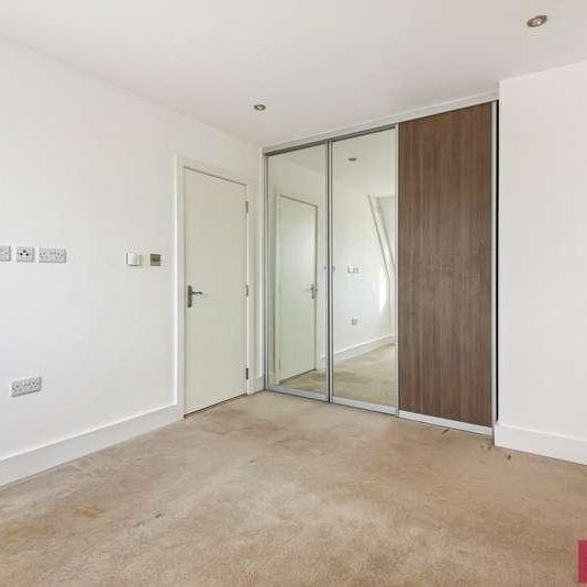 Coronation House, Gogmore Lane, Chertsey, Surrey, KT16 - Photo 1