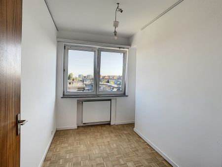 Appartement te huur - foto 4