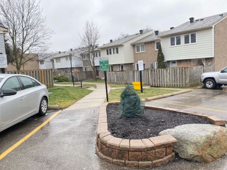 For Lease - 103 Rock Fern Way, Toronto, Ontario - Photo 2