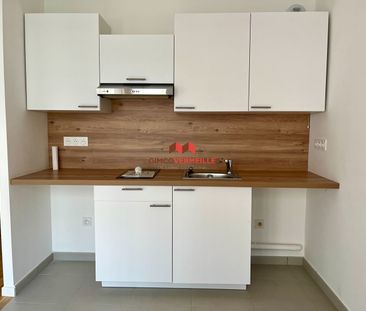 Location Appartement 1 pièce 23m² - Photo 2