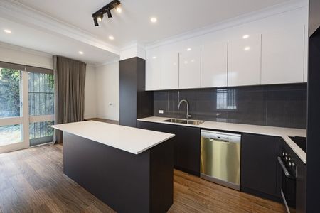 68 Elgin Street, Carlton VIC 3053 - Photo 3