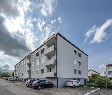 Appartement entièrement rénové de 3.5 pièces au 1er étage - Photo 1