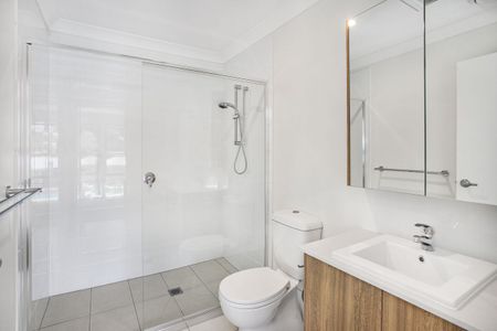 Luxury 3 Bdm Townhouse - Photo 5