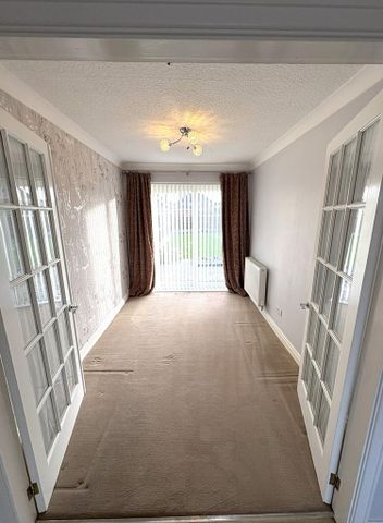 2 bedroom bungalow to rent - Photo 2