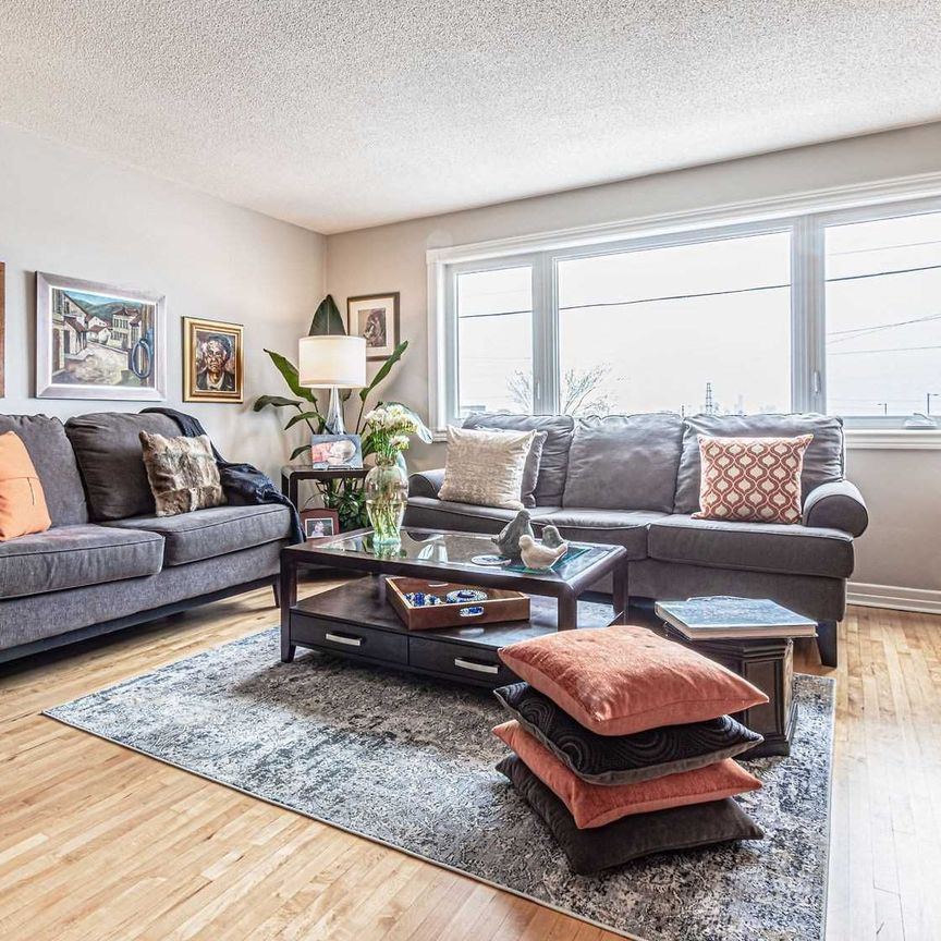 For Lease - 5168 Dundas Street, Toronto, Ontario - Photo 1