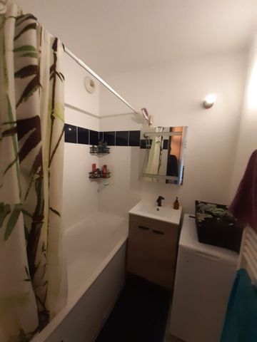 Location Appartement 2 pièces 37m² - Photo 4