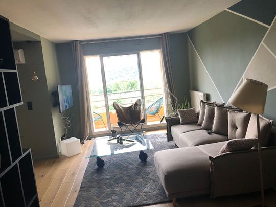 Location Appartement 4 pièces 75m² - Photo 1