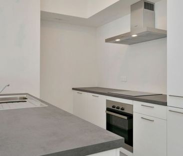 Appartement te huur in La Louvière voor € 900 met 2 slaapkamers - Foto 3