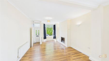 2 Bedroom House - Photo 5