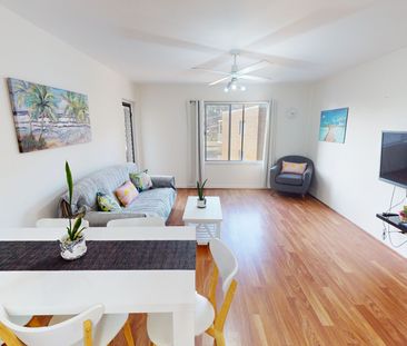 Fully Furnished Coastal Apartment with Bay Views – Walk to Beaches ... - Photo 1
