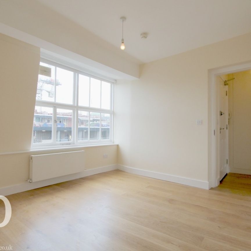 1 Bedroom Apartment, Brewer Street, London, Greater London, Soho, W1F - Photo 1
