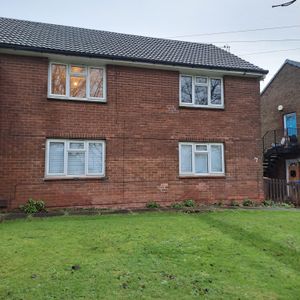 Sycamore Road, Stapenhill, Burton-on-Trent, Staffordshire, DE15 9NW - Photo 2