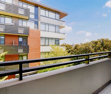 56 Kambrook Road, Melbourne - Photo 6
