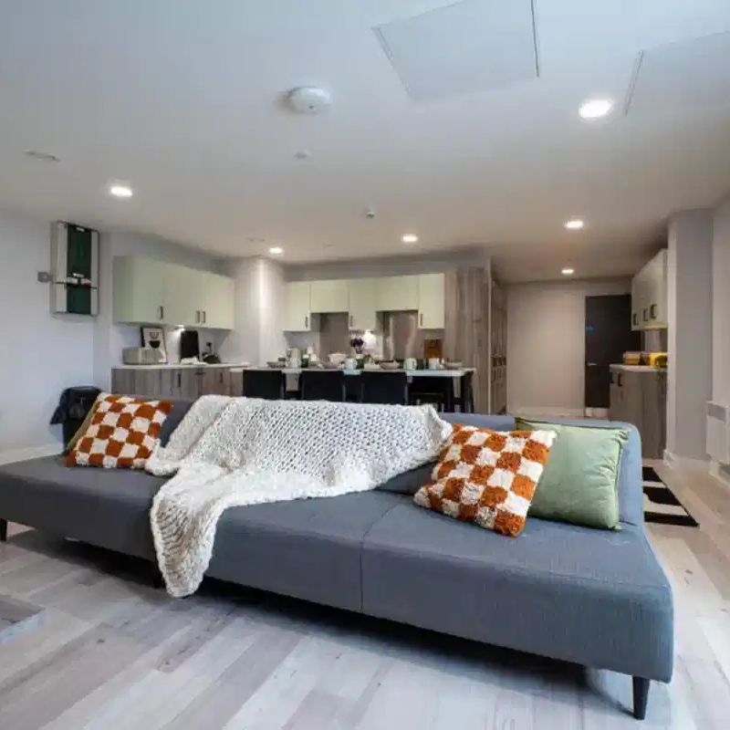 Standard Ensuite - Photo 1