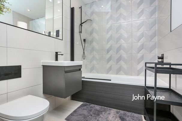 3 bedroom flat to rent - Photo 1