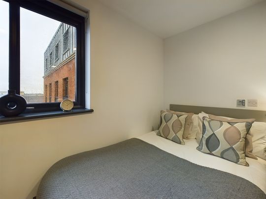 1 Bed Student Accommodation - Photo 1