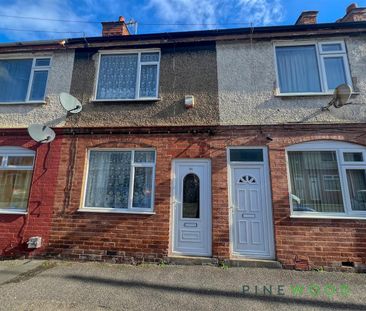 2 BEDROOM House - Terraced - Photo 5