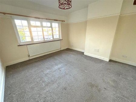 5 bedroom detached house to rent - Photo 3