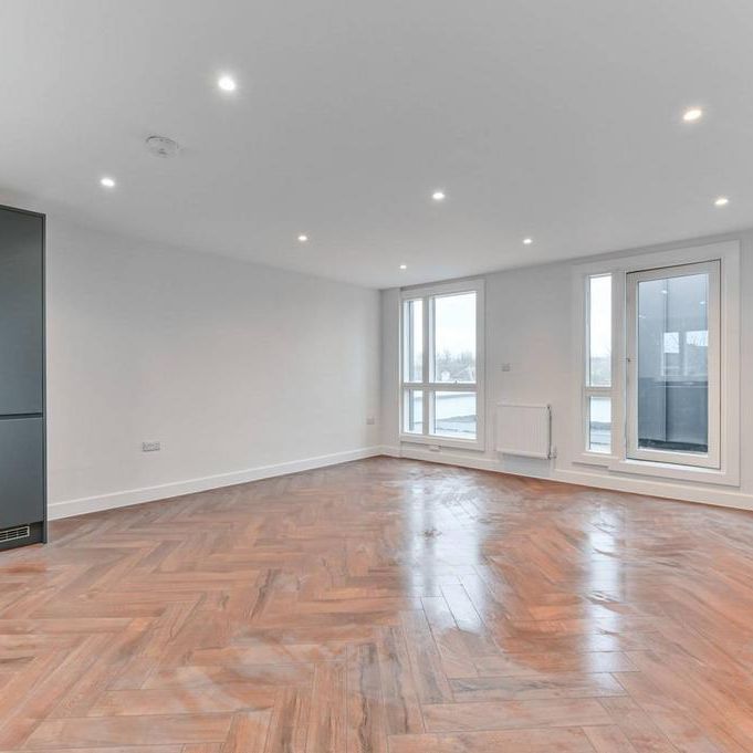 3 bedroom flat to rent - Photo 1