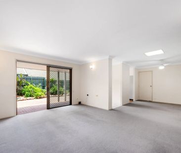 Convenient Living in Everton Park – 2 Bedroom Townhouse - Photo 3