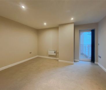 Apartment 907, The Bar, St. James Gate, Newcastle upon Tyne, Tyne a... - Photo 2