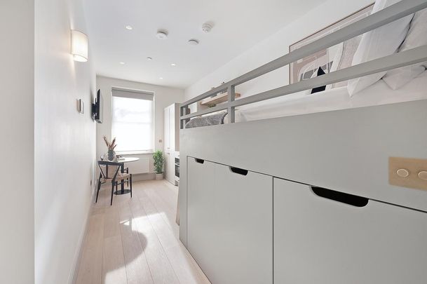 Studio to rent - Photo 1