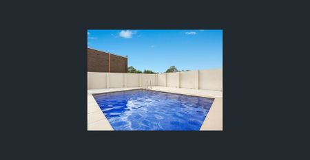 Quiet & Modern 3-Bed Townhouse in Ultra-Connected Botany Location - Photo 3