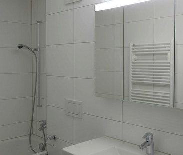 Ihr neues Zuhause in ruhiger Lage nahe Stadt und See - Photo 2