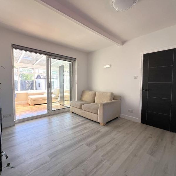 Northfield Road, Laleham, Surrey, TW18 - Photo 1