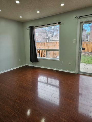 For Lease - 20 Whiteface Crescent, Brampton, Ontario - Photo 5