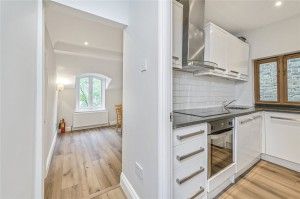 Lambert Road, London, SW2 - Photo 3