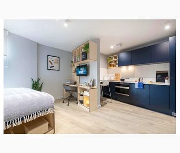 Essential Studio - Photo 5