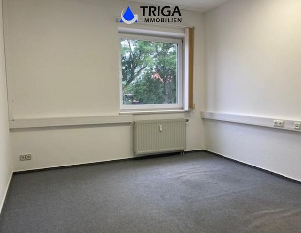 Attraktive Stadtrandwohnung mit guter Verkehrsanbindung und Einkaufsmöglichkeiten in der Nähe! - Photo 1