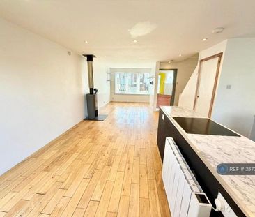 3 bedroom terraced house to rent - Photo 4