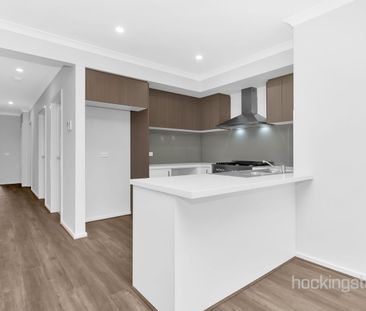 BRAND NEW COSY FAMILY HOME IN HEART OF ROCKBANK - Photo 2