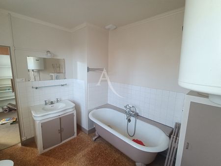 Location Maison 5 pièces 160m² - Photo 5