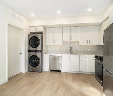 For Lease - 158 Laval Street, Vanier and Kingsview Park, Ontario - Photo 1