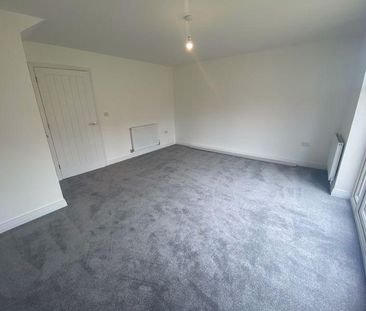 2 bedroom semi-detached house to rent - Photo 6