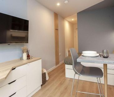 Studio to rent - Photo 2