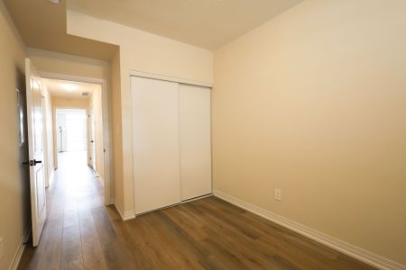 For Lease - 1573 Rose Way Unit# 129, Milton, Ontario - Photo 4