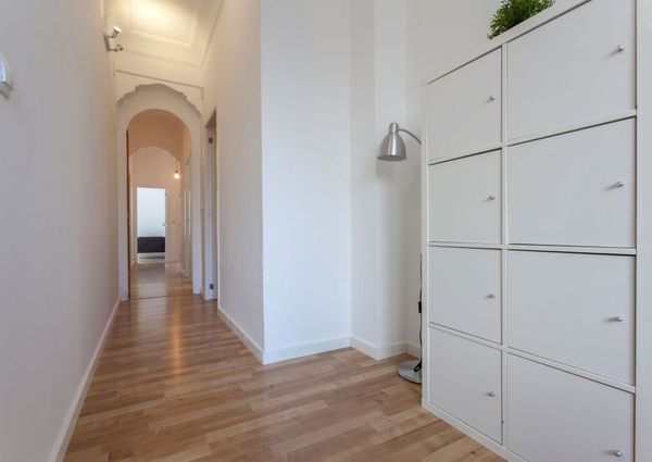 Room with double bed in Actor Llorens Street