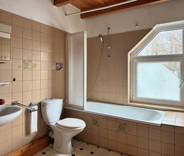 Renovierungsbedürftige 3ZKB-Maisonettewohnung in zentraler Lage der... - Photo 3