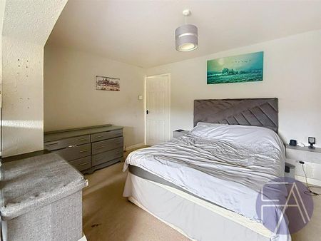 3 bedroom detached house to rent - Photo 4