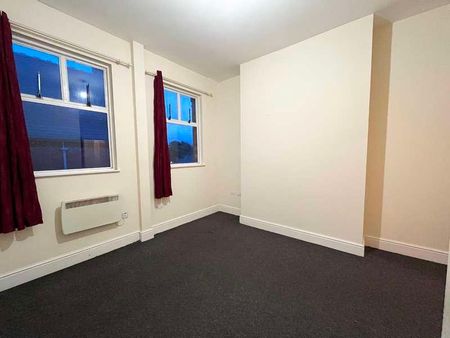 Grosvenor Gate, Leicester, LE5 - Photo 4